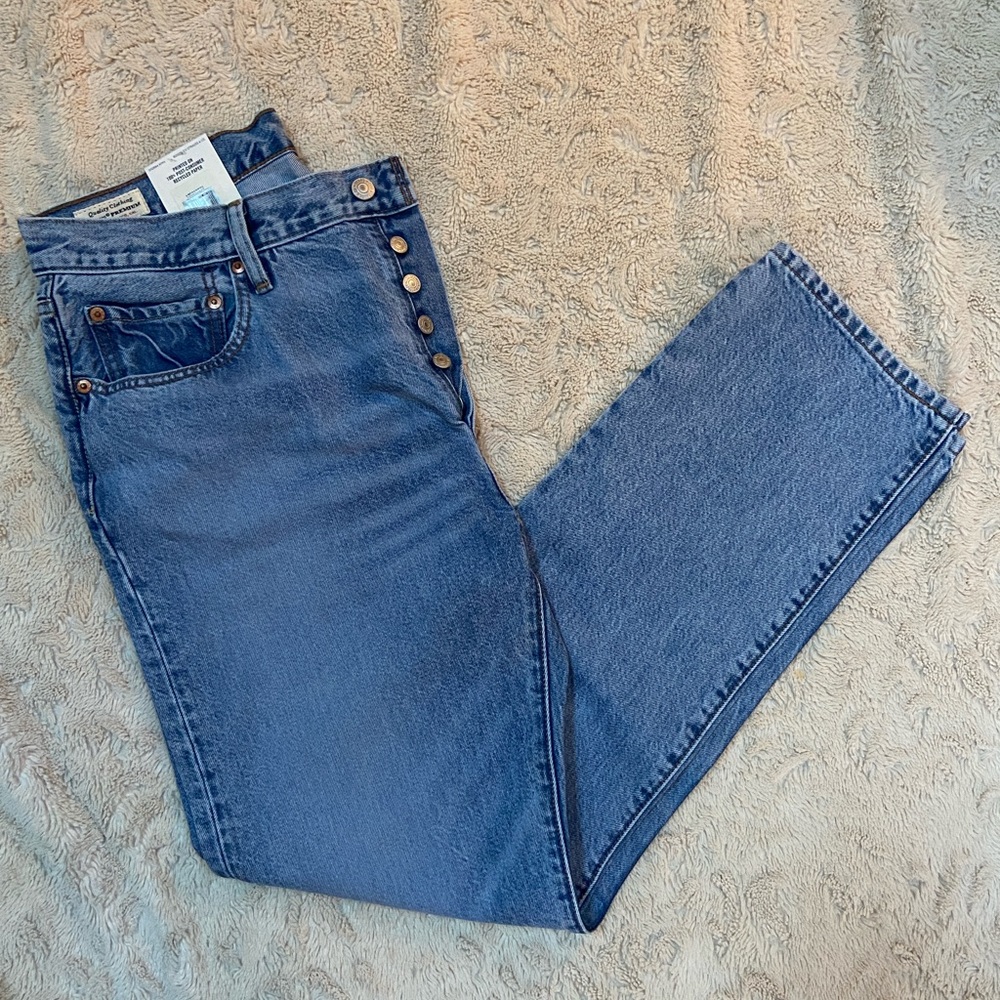 NWT Levi 501s High Rise Straight Leg Jeans